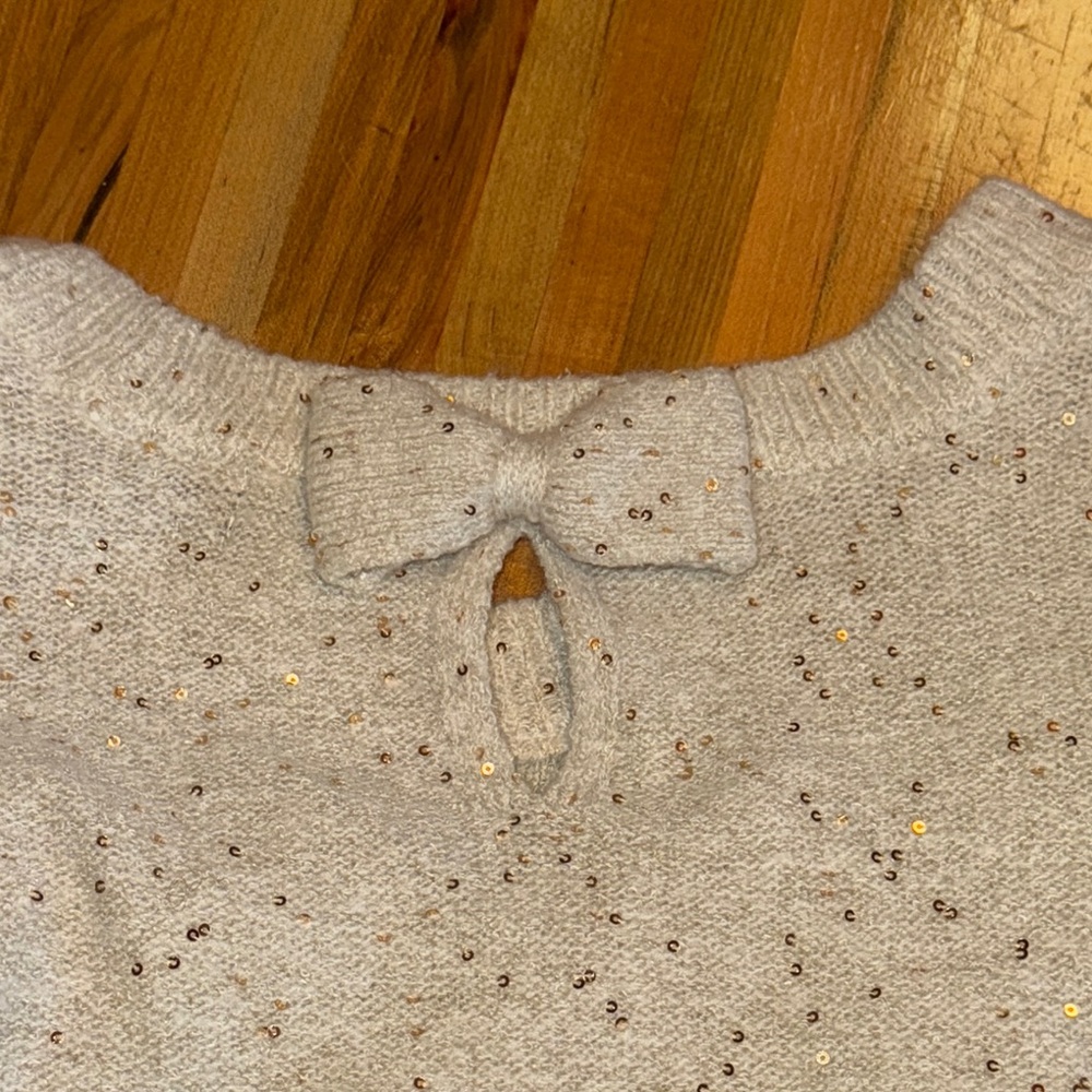 Karl Lagerfeld Cream Sweater with Gold Accents Large - Picture 4 of 11